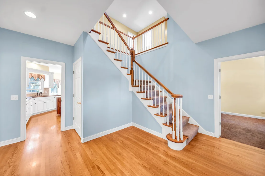 Photo of 1233 Eagle Crest Drive