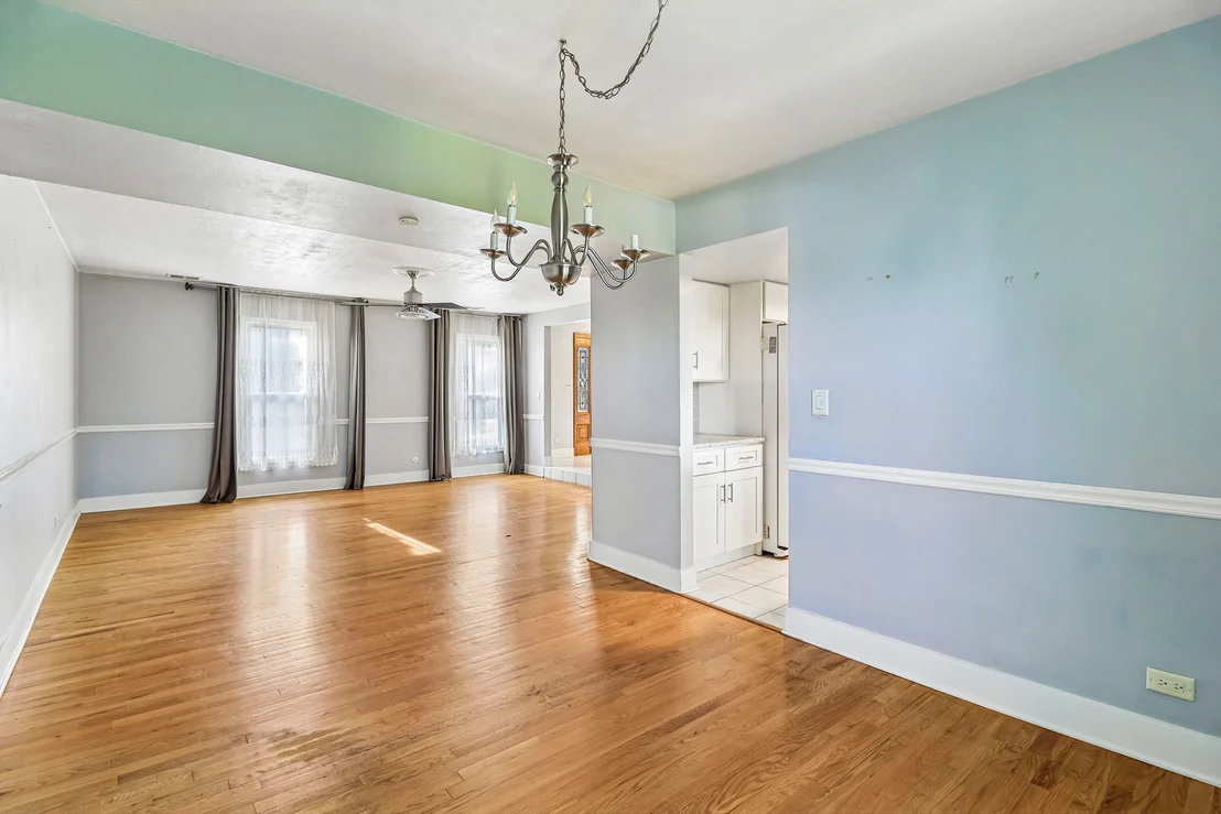 Photo of 702 Buffalo Circle