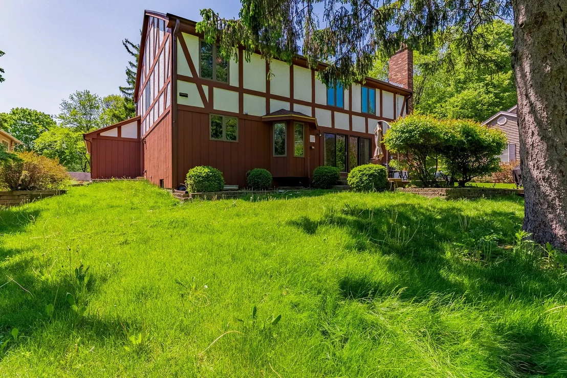 Photo of 150 Shady Lane