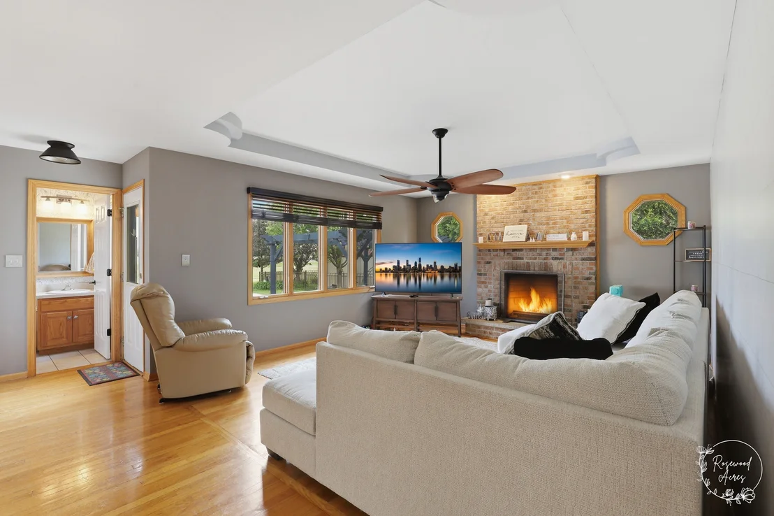 Photo of 1168 Meadow Path