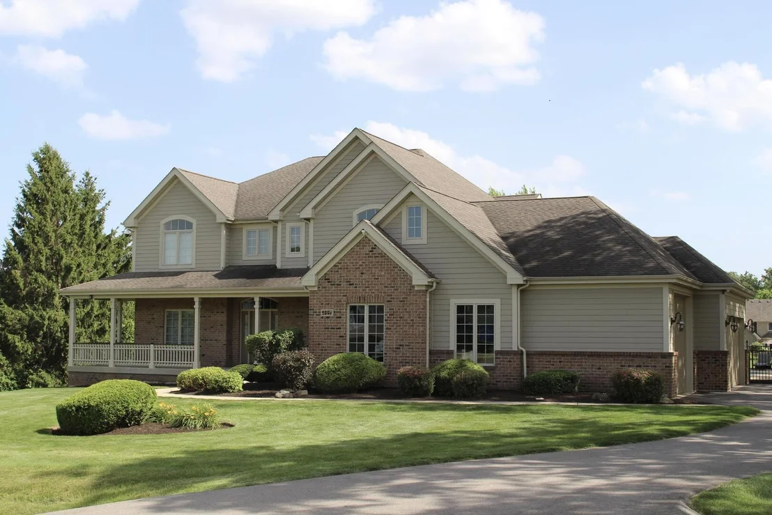 Photo of 2307 Red Oak Lane
