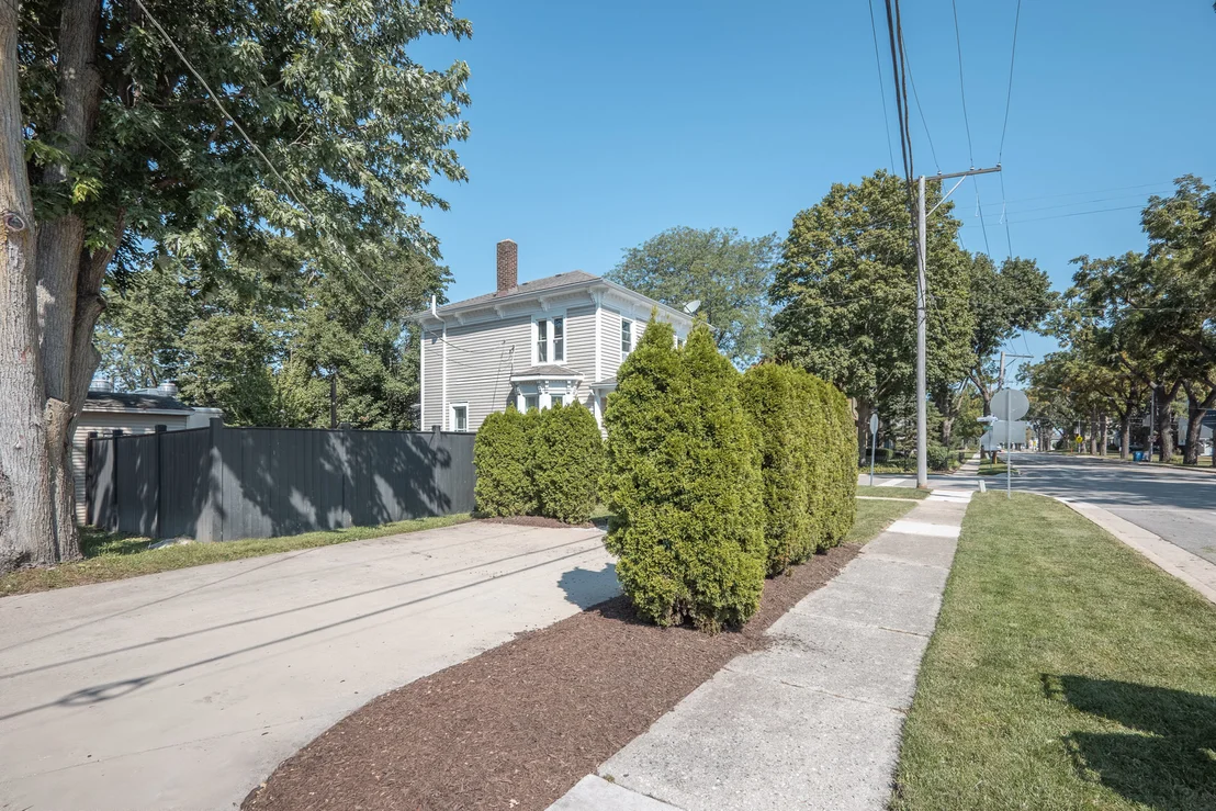 Photo of 205 Main Street