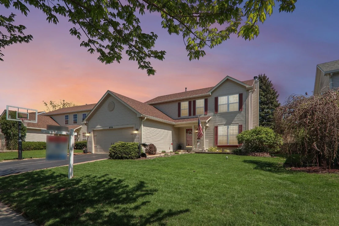 Photo of 806 Meadowridge Drive