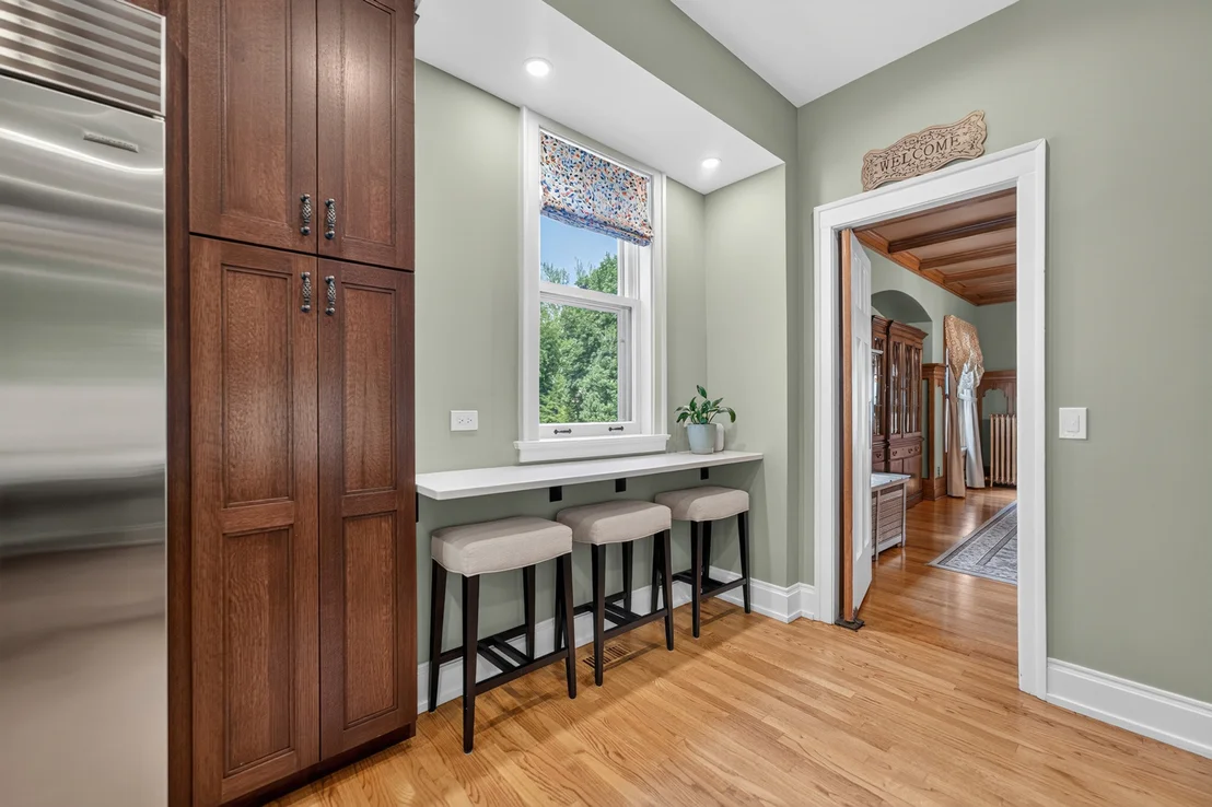 Photo of 729 W Downer Place