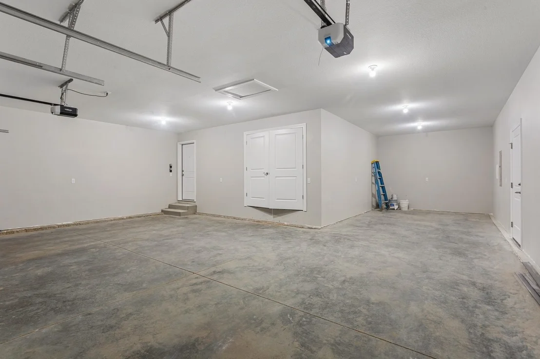 Photo of 202 W Evergreen Drive