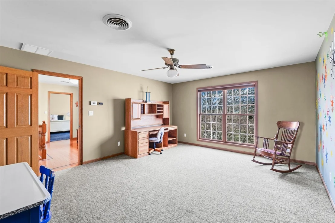 Photo of 2204 Edgewater Place