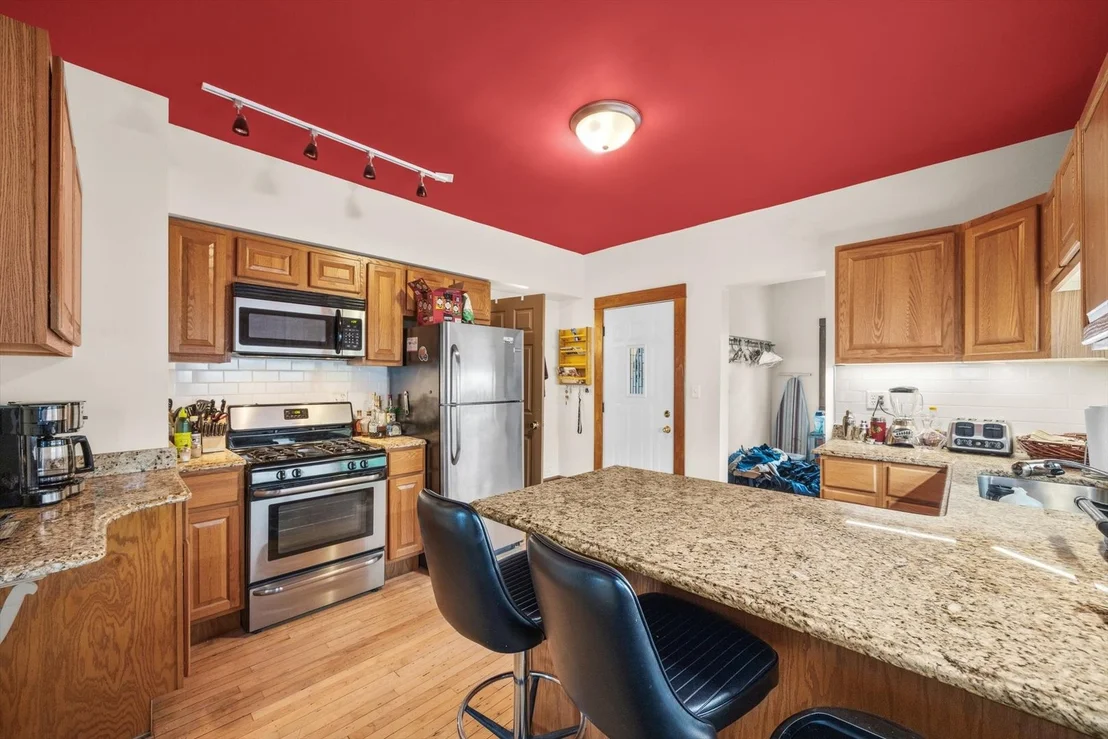 Photo of 4029 Amelia Avenue
