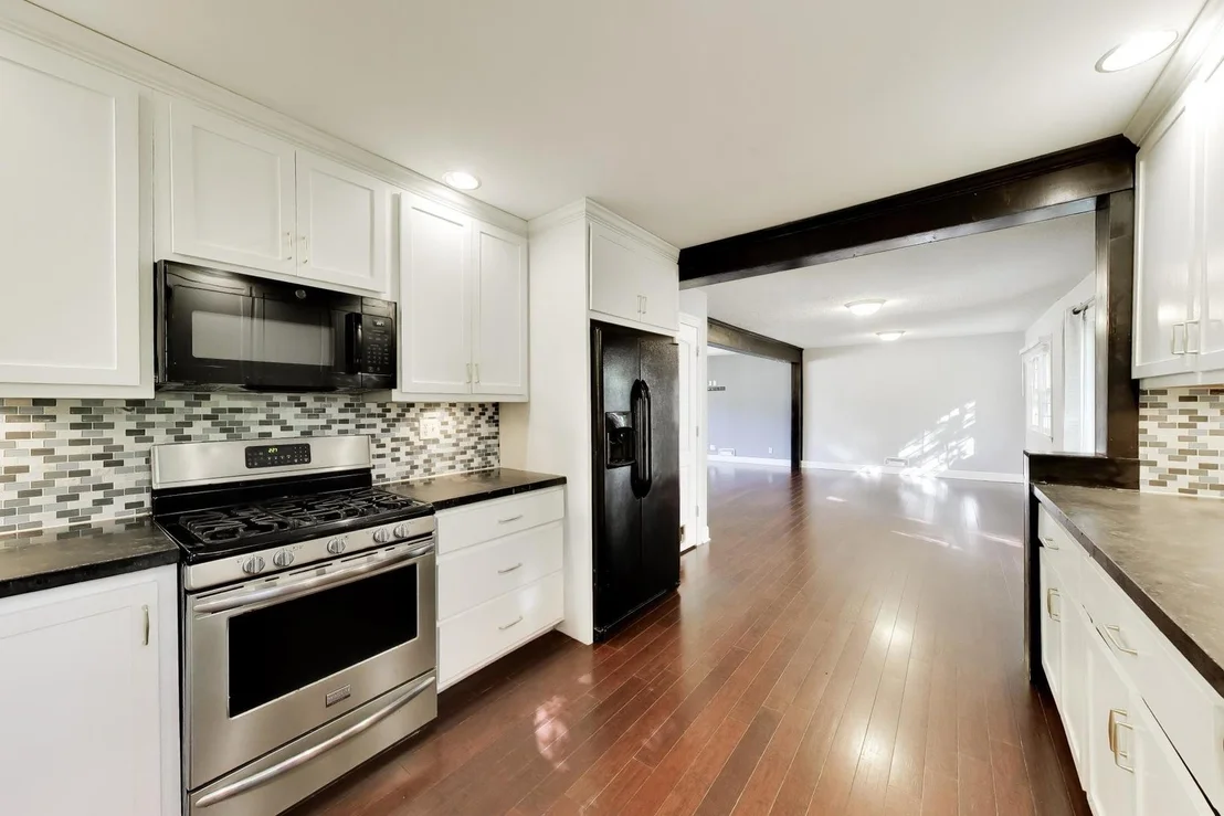 Photo of 2004 Arden Place