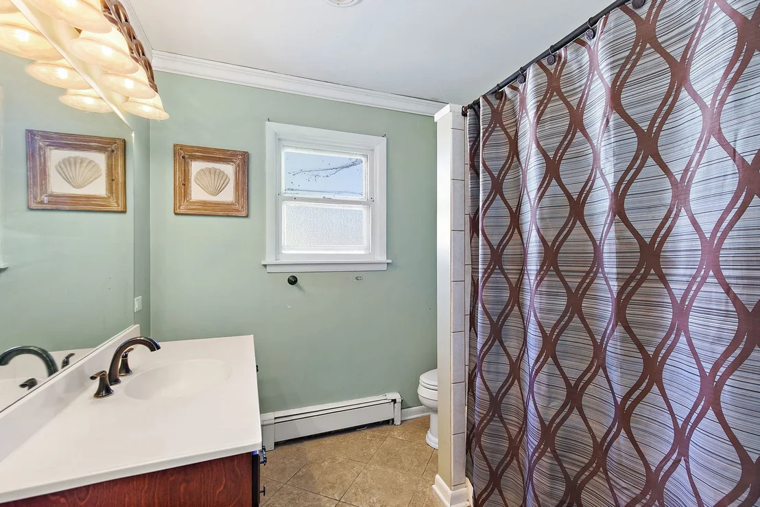 Photo of 3415 Venice Avenue