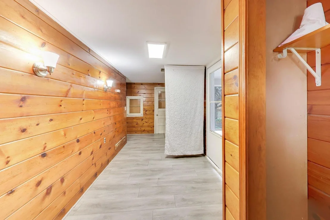 Photo of 239 Maplewood Drive
