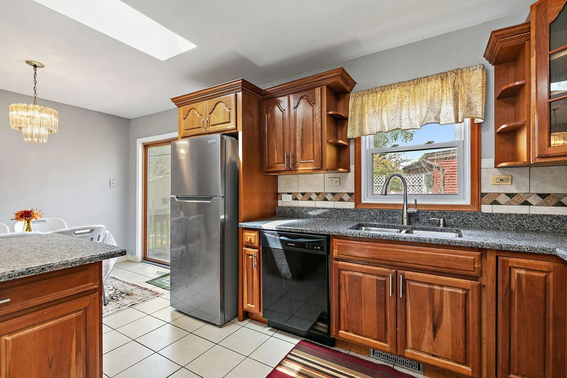 Photo of 4403 Maple Court