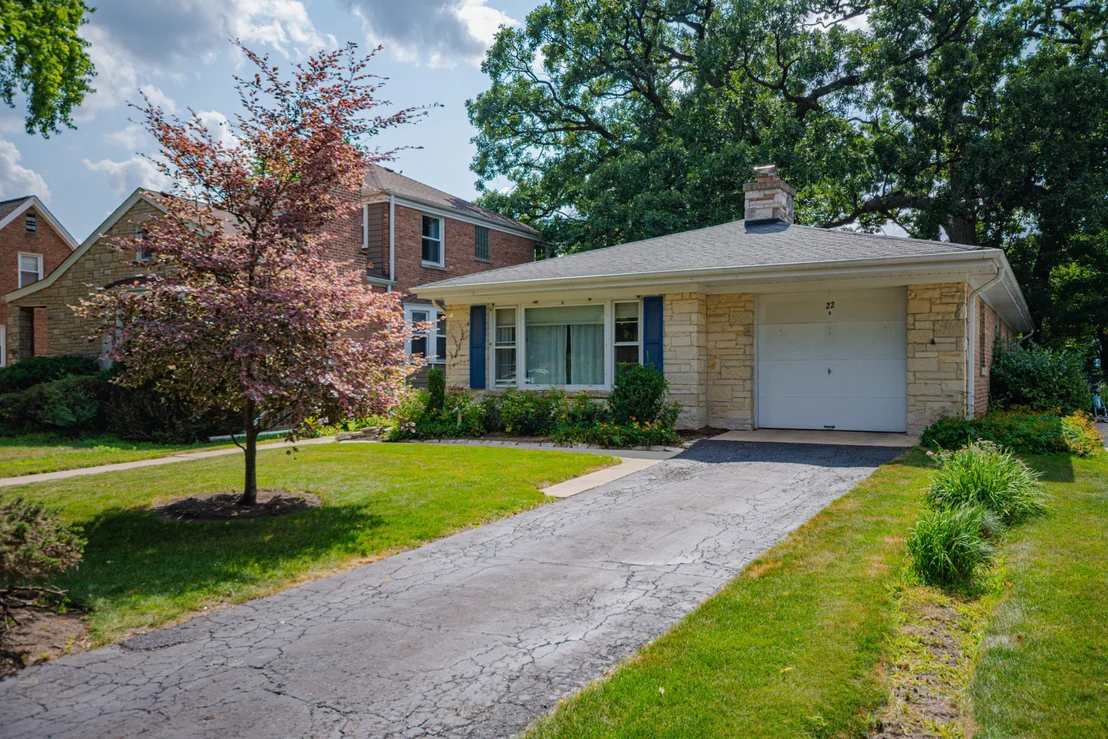 Photo of 22 GALE Avenue