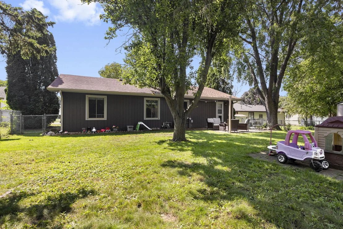 Photo of 824 Royal Drive