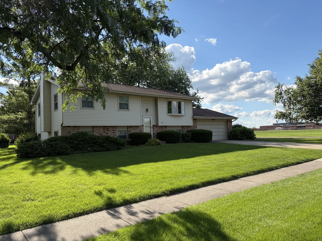 Photo of 101 S Parkside Road