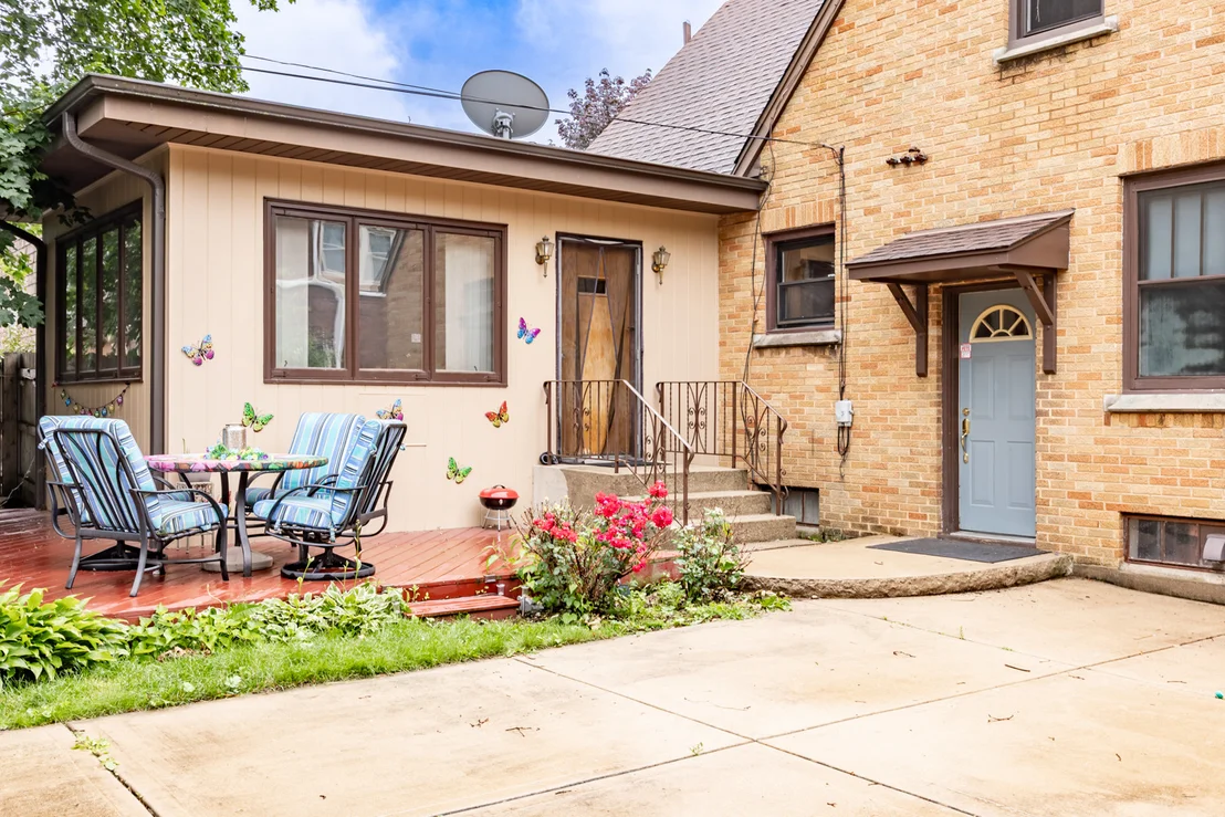 Photo of 725 Augusta Avenue