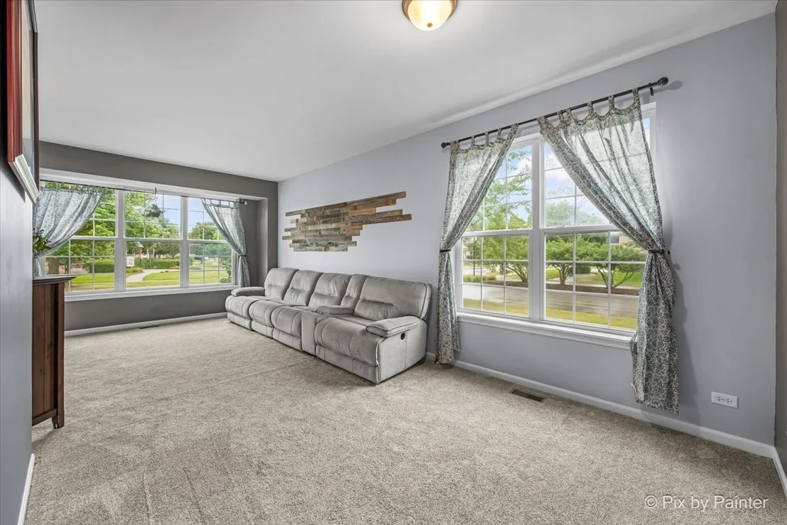 Photo of 1340 Evergreen Lane