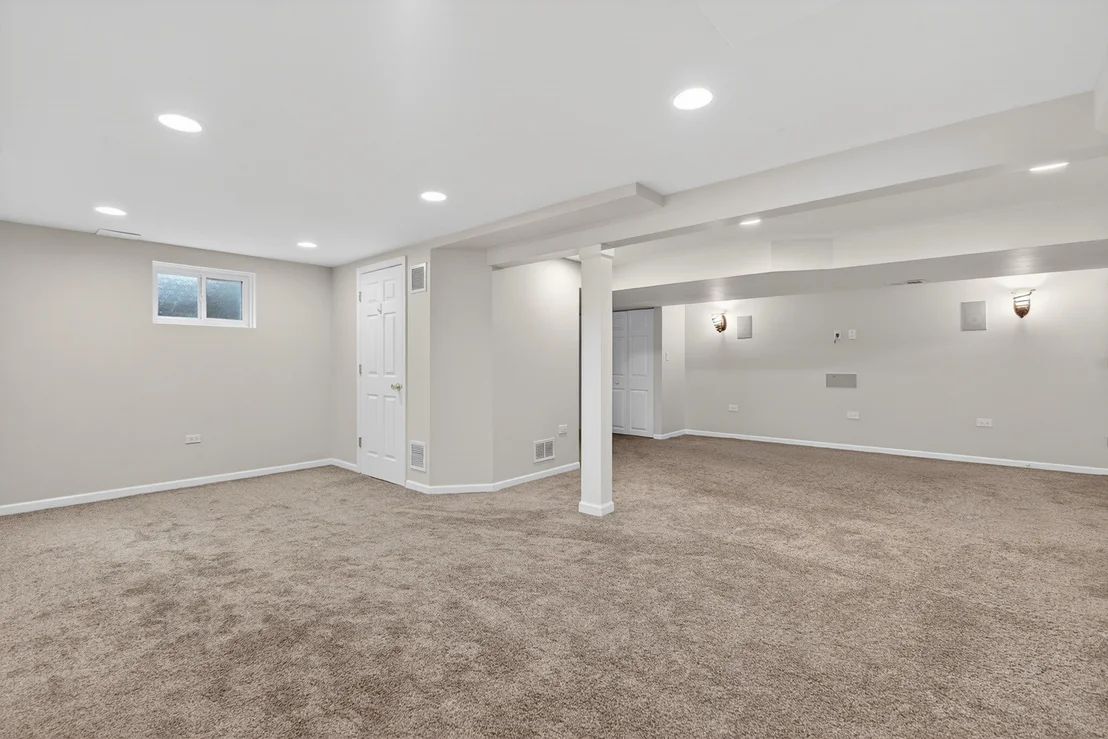 Photo of 720 PRESTON Lane