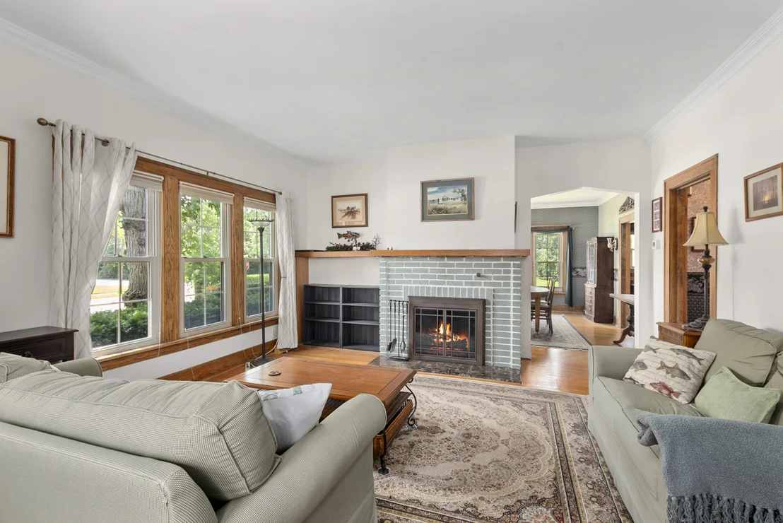 Photo of 1146 Douglas Avenue