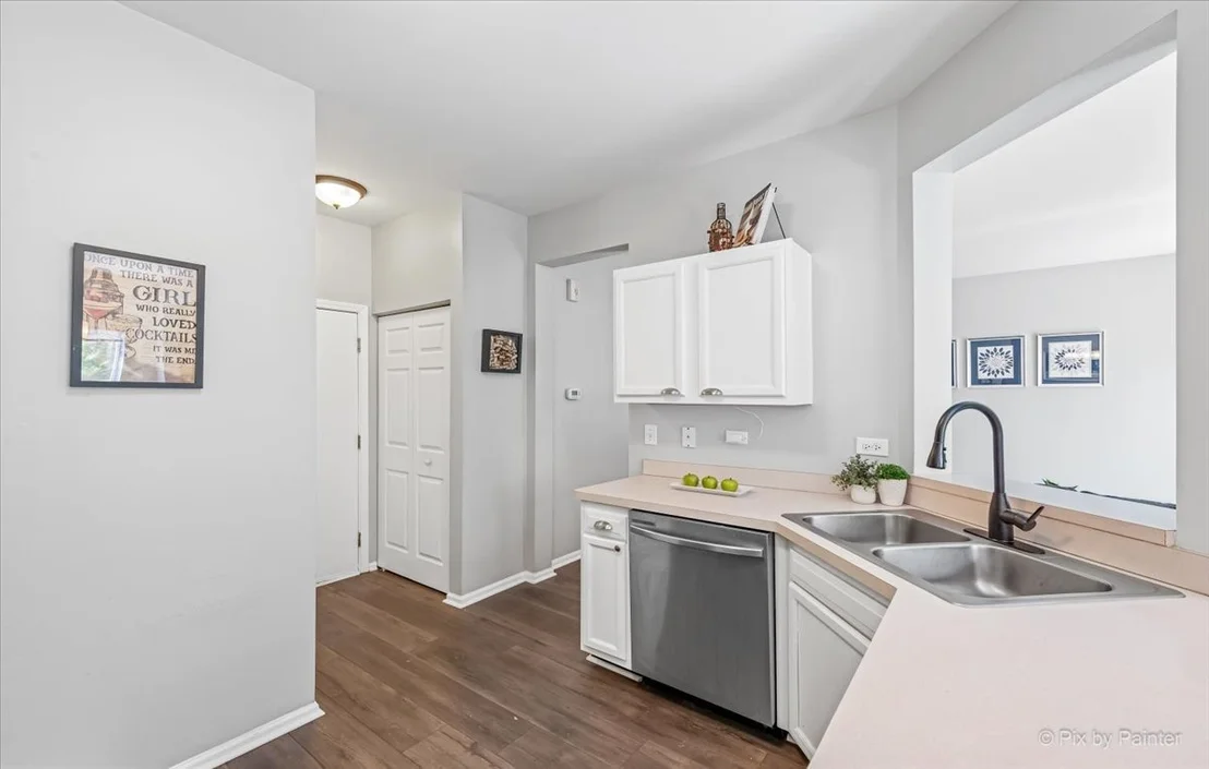 Photo of Unit 1629 at 1629 Spaulding Road