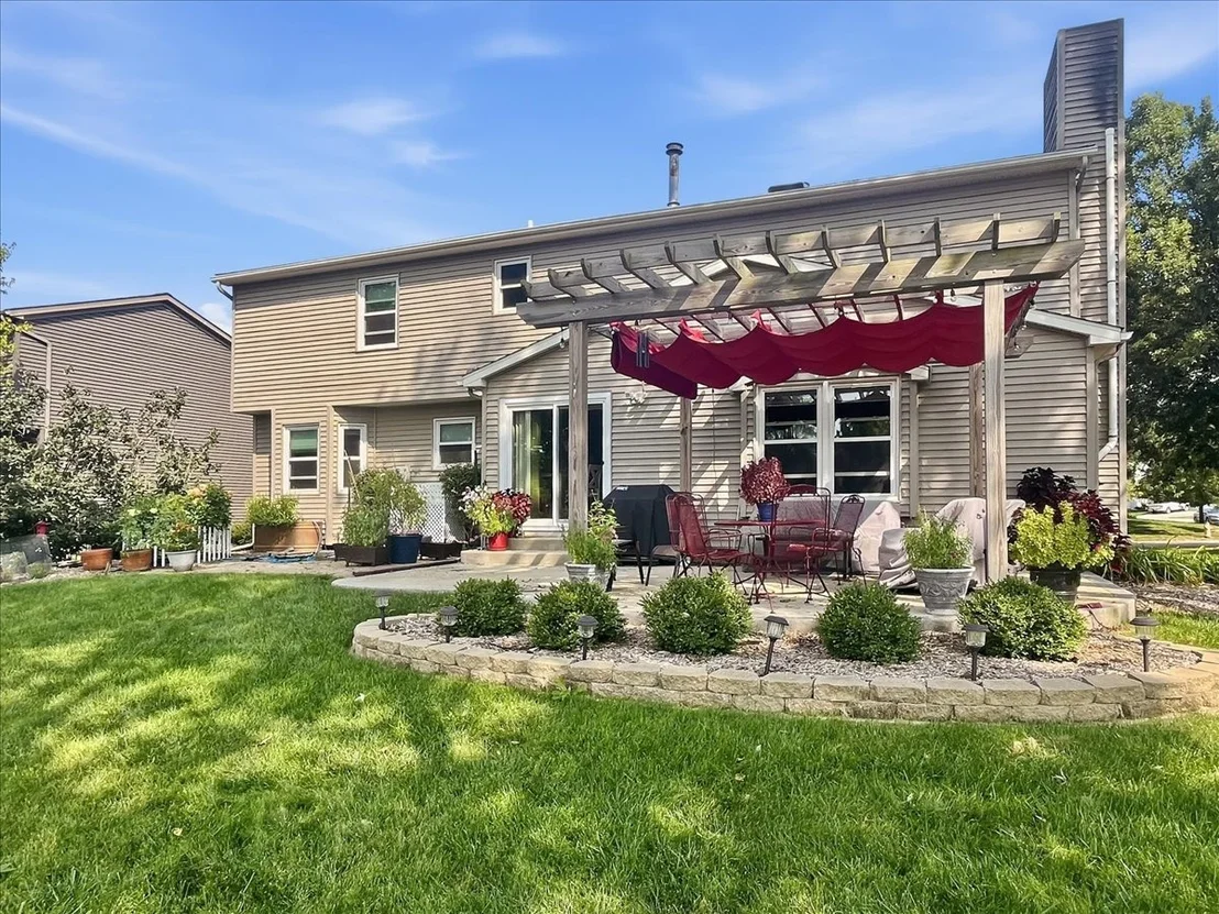 Photo of 211 Lake Shore Circle