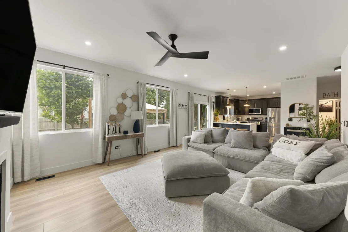 Photo of 14306 General Court