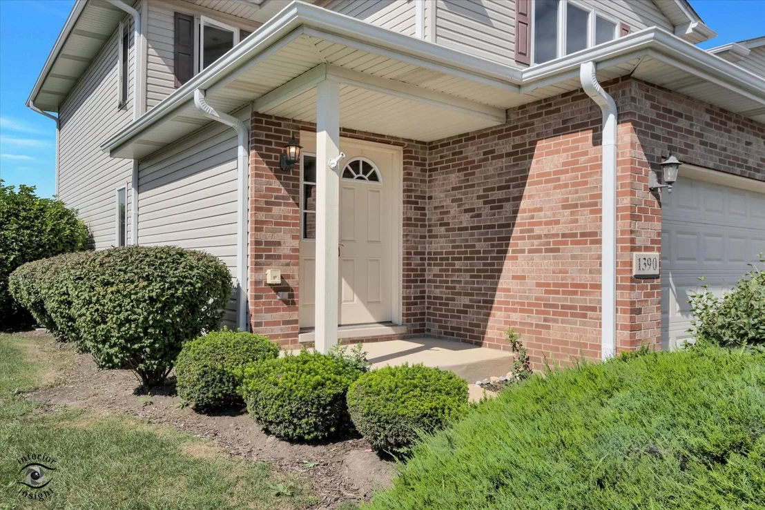 Photo of 1390 Somerset Drive