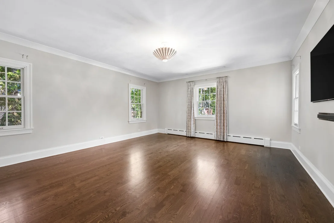 Photo of 1192 Chatfield Road