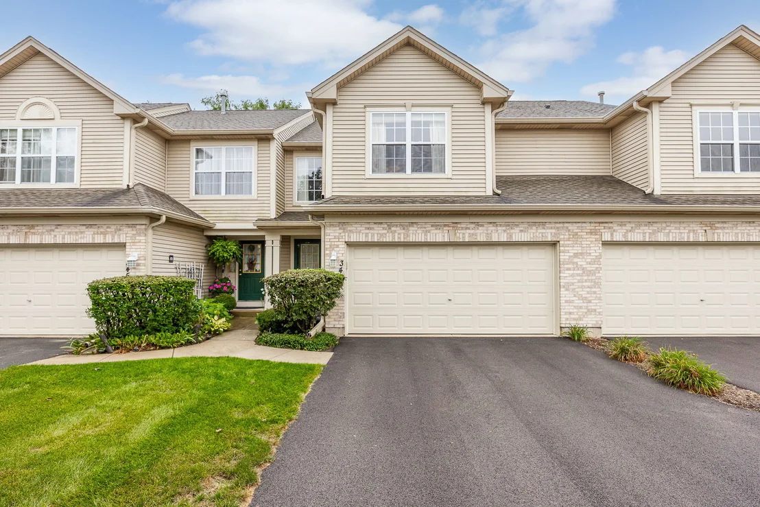 Photo of 347 Gladstone Lane