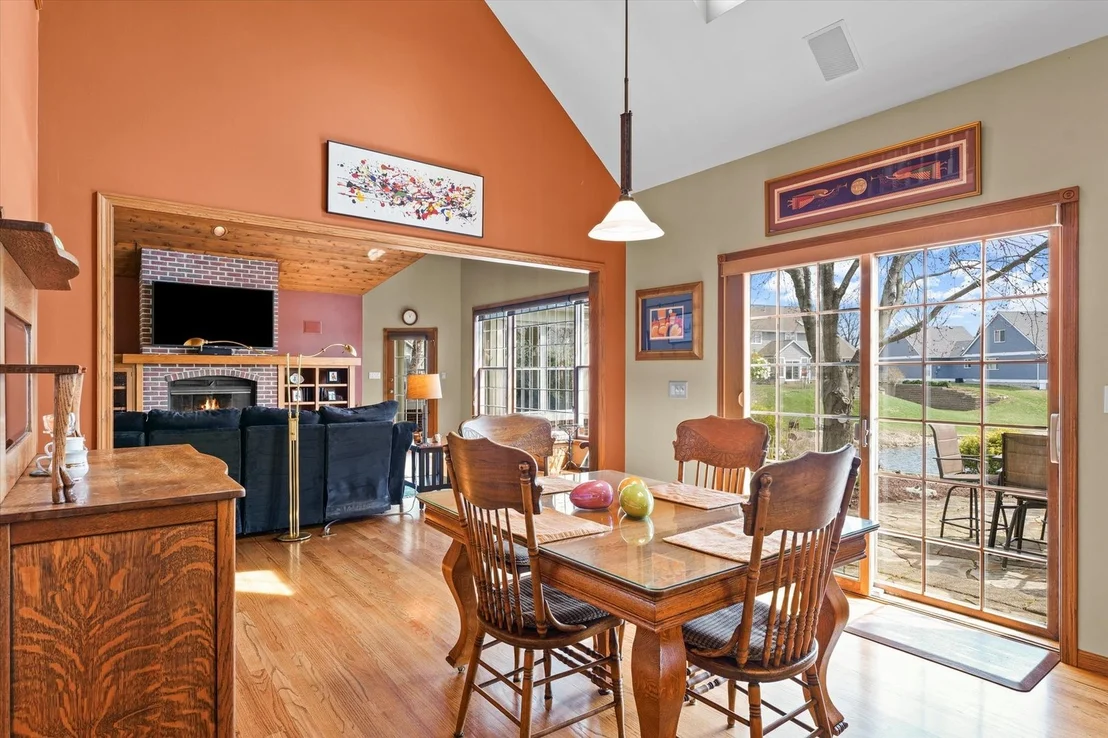 Photo of 2204 Edgewater Place