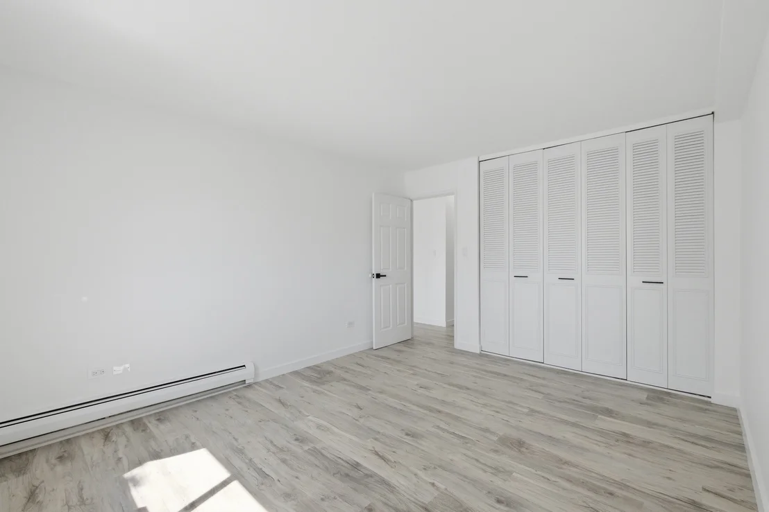 Photo of Unit 112 at 1500 Robin Circle