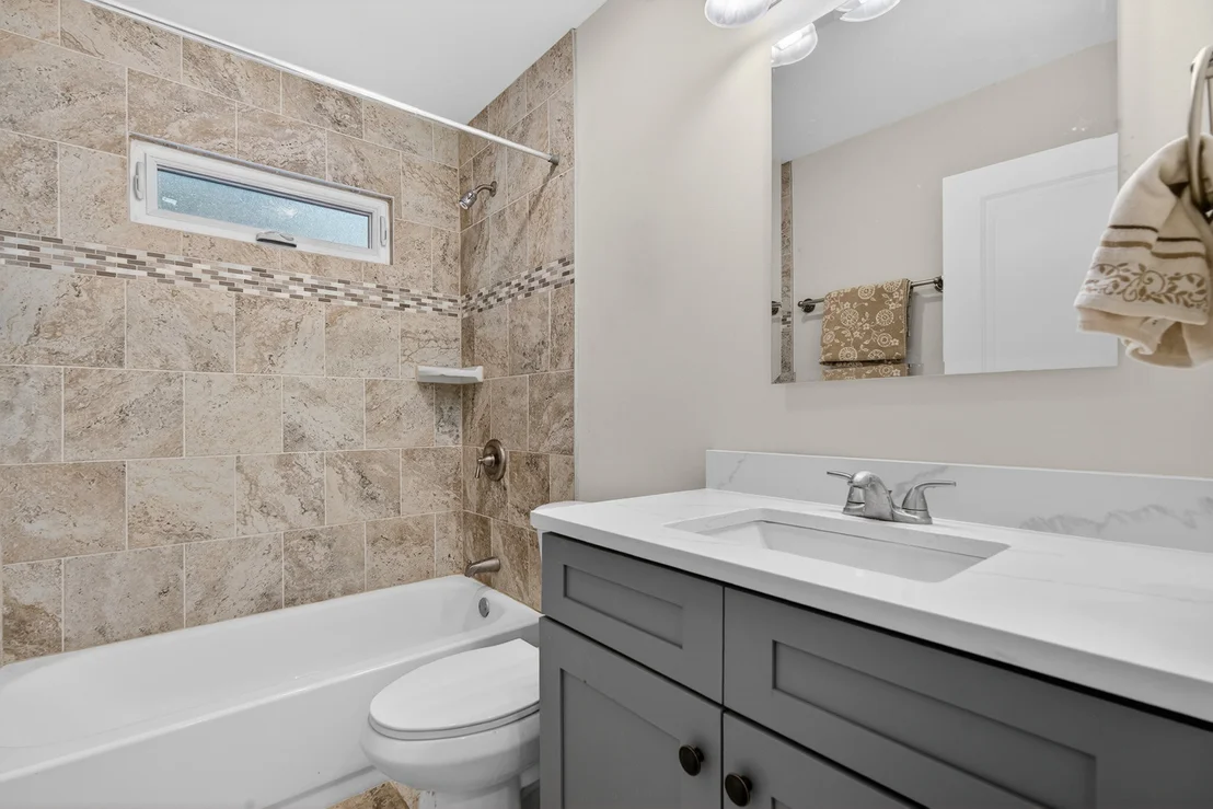 Photo of 7225 Oxford Circle