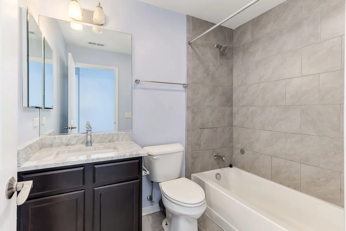 Photo of 822 Center Street