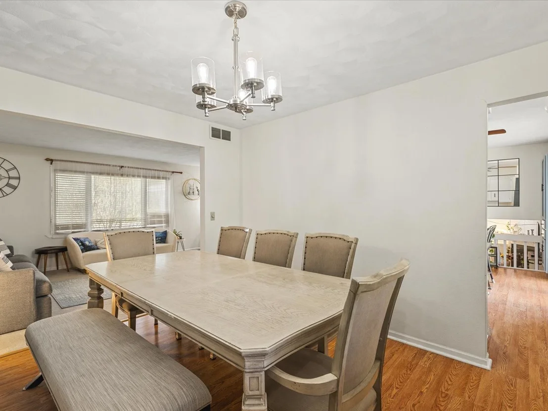 Photo of 11392 Mount Vernon Road