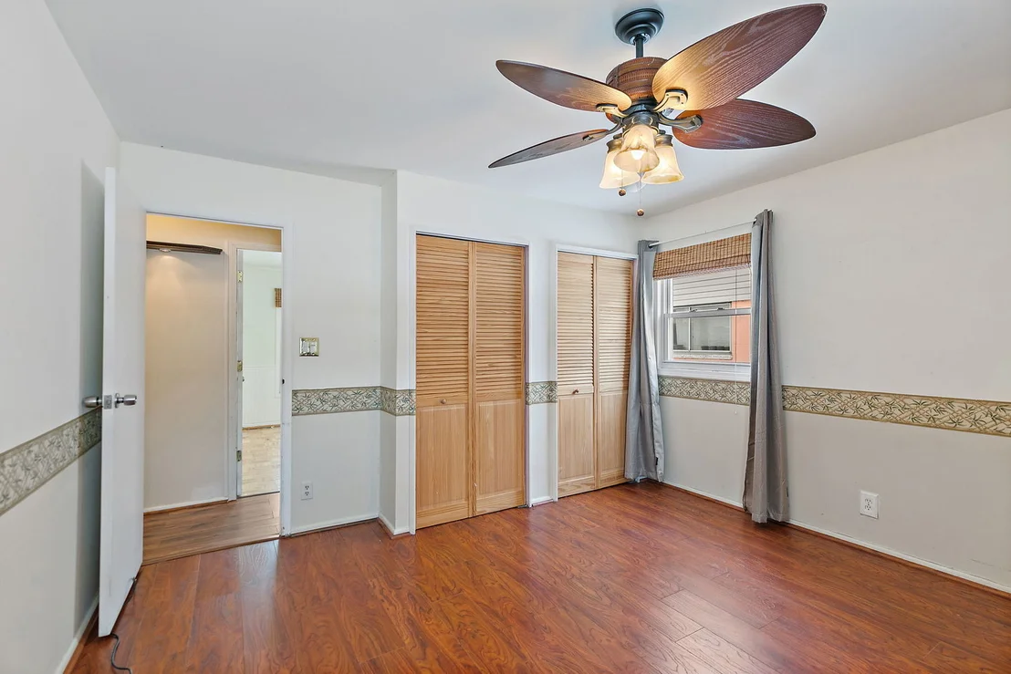 Photo of 213 Villa Road