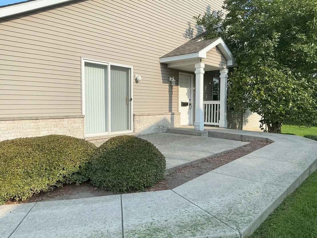 Photo of 26448 W Fox Trail