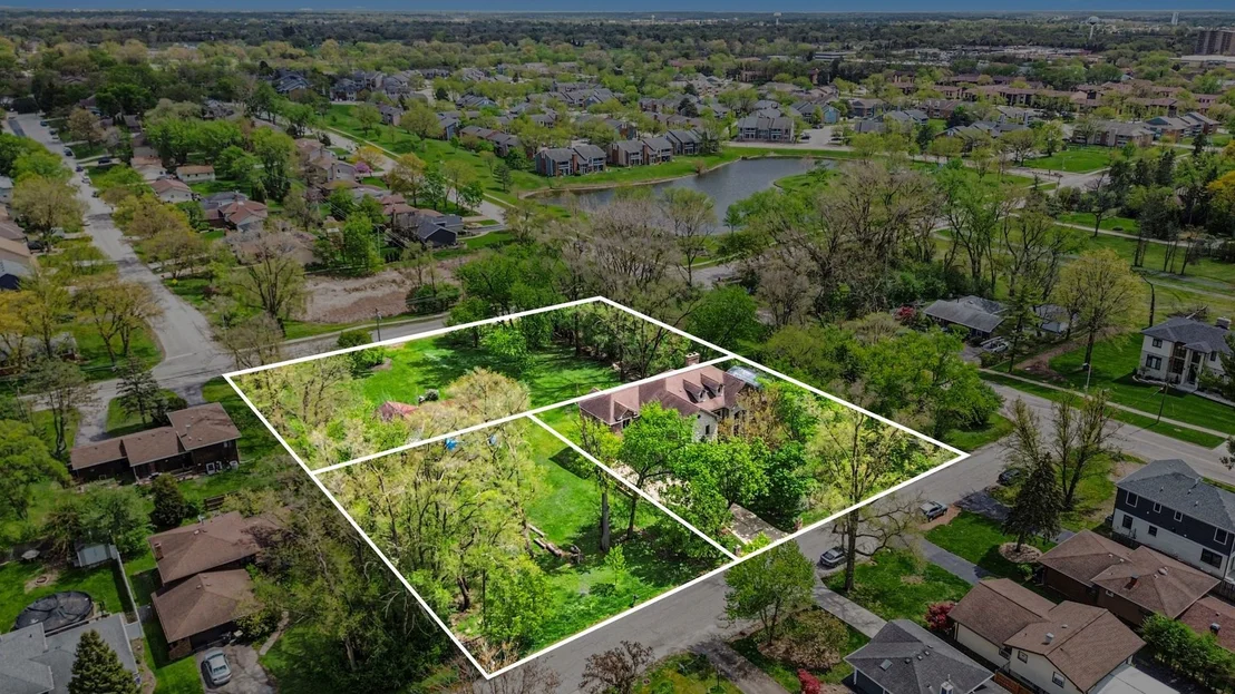 Photo of 5828 Clarendon Hills Road