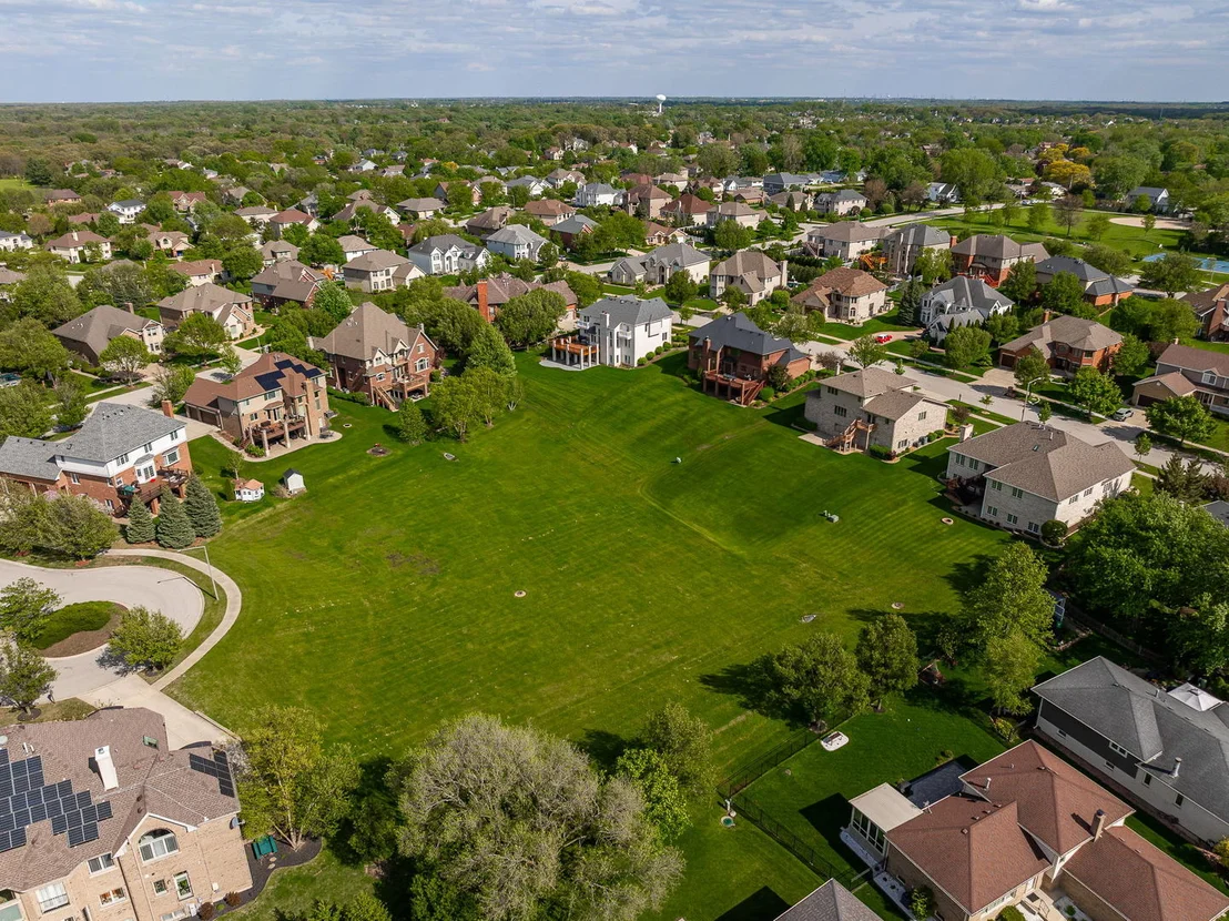 Photo of 1045 Hilltop Drive