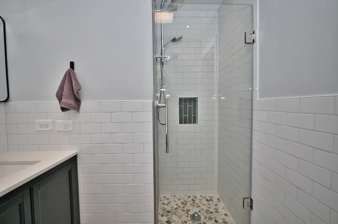 Photo of 2S510 Seneca Drive