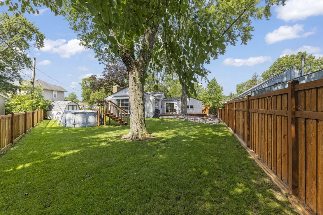 Photo of 2304 Meadow Drive