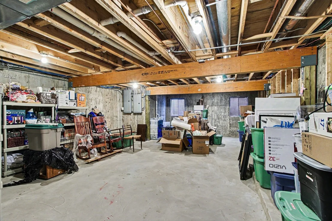 Photo of 860 Kenton Road