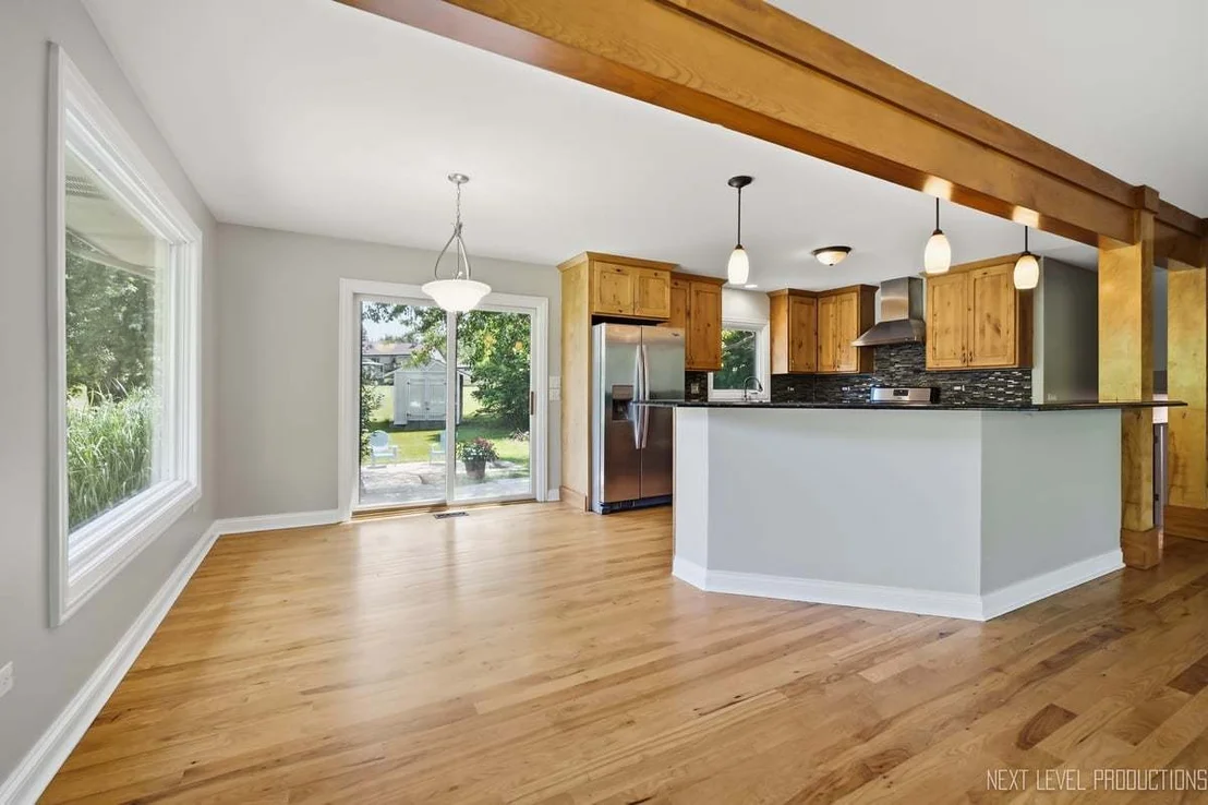 Photo of 4N849 White Pine Lane