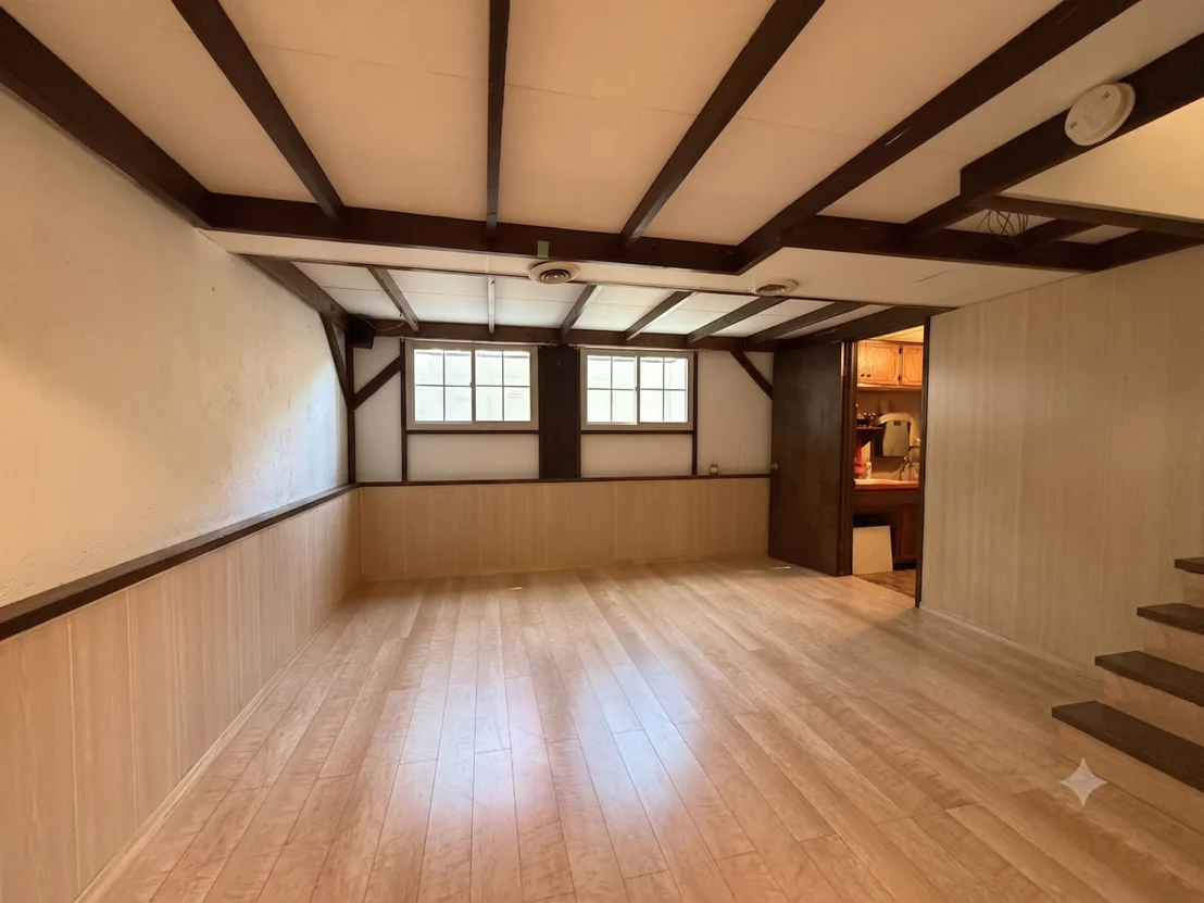 Photo of 4437 Richmond Road