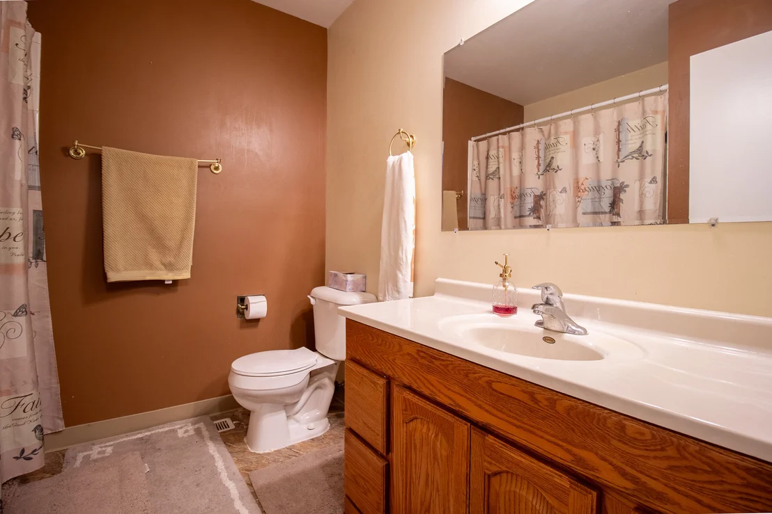Photo of 18541 Meadow Lane