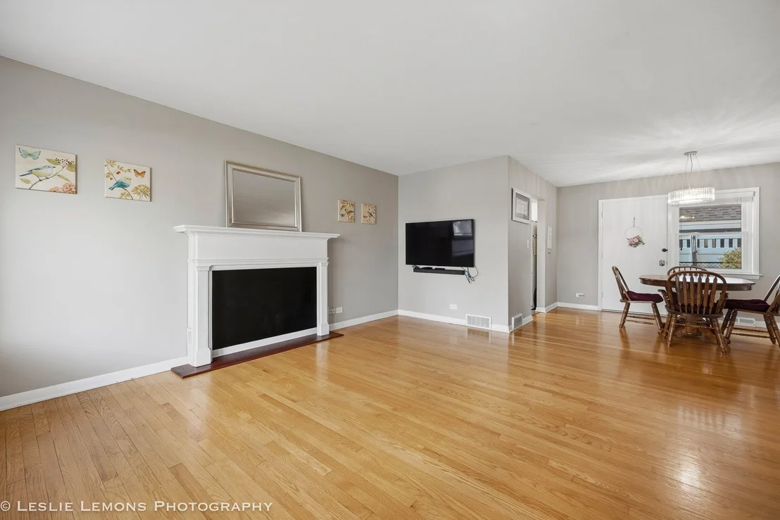Photo of 3S328 Juniper Lane