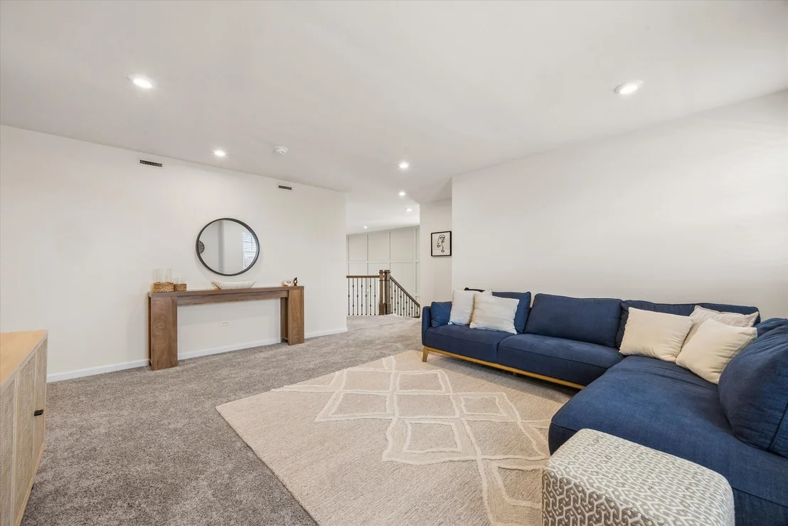 Photo of 2540 Weatherbee Lane