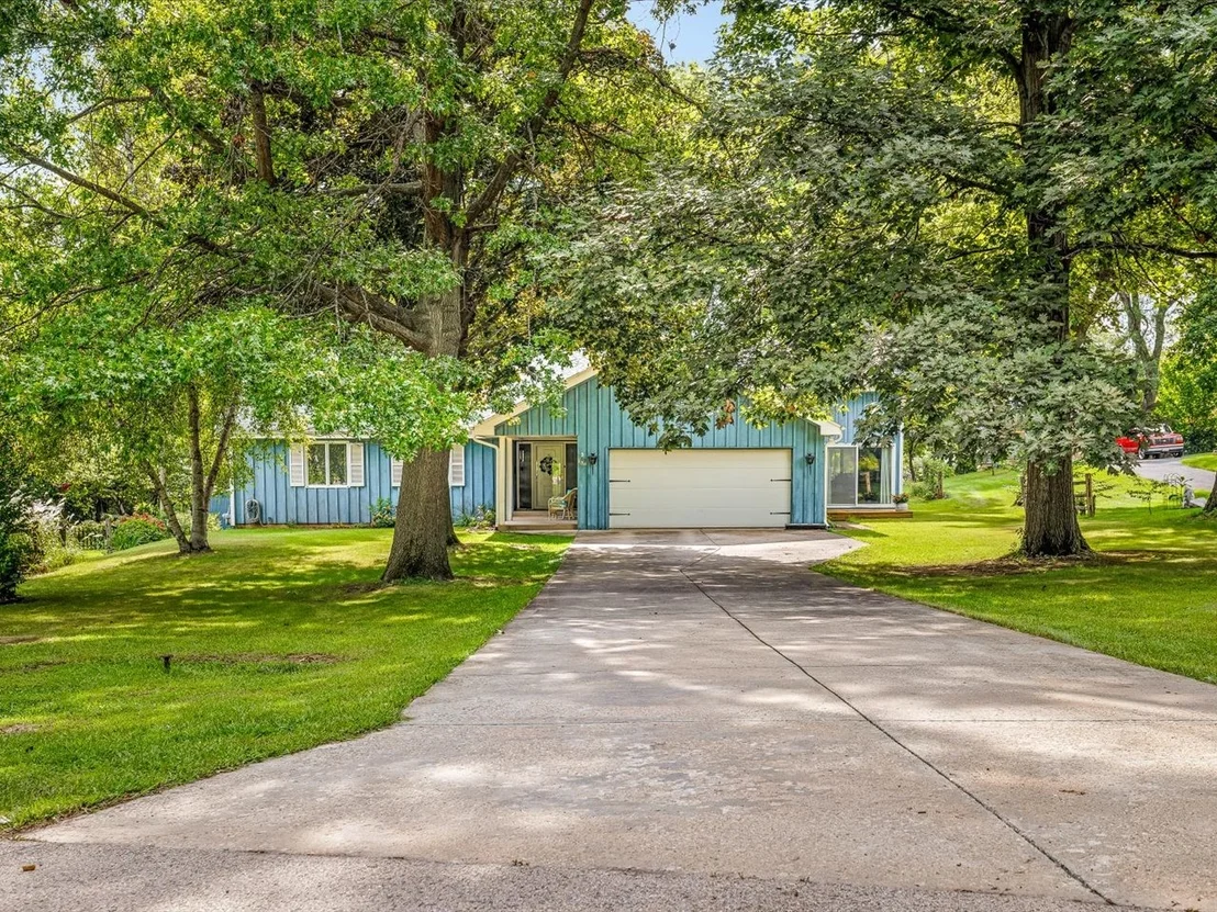 Photo of 650 Coolidge Place