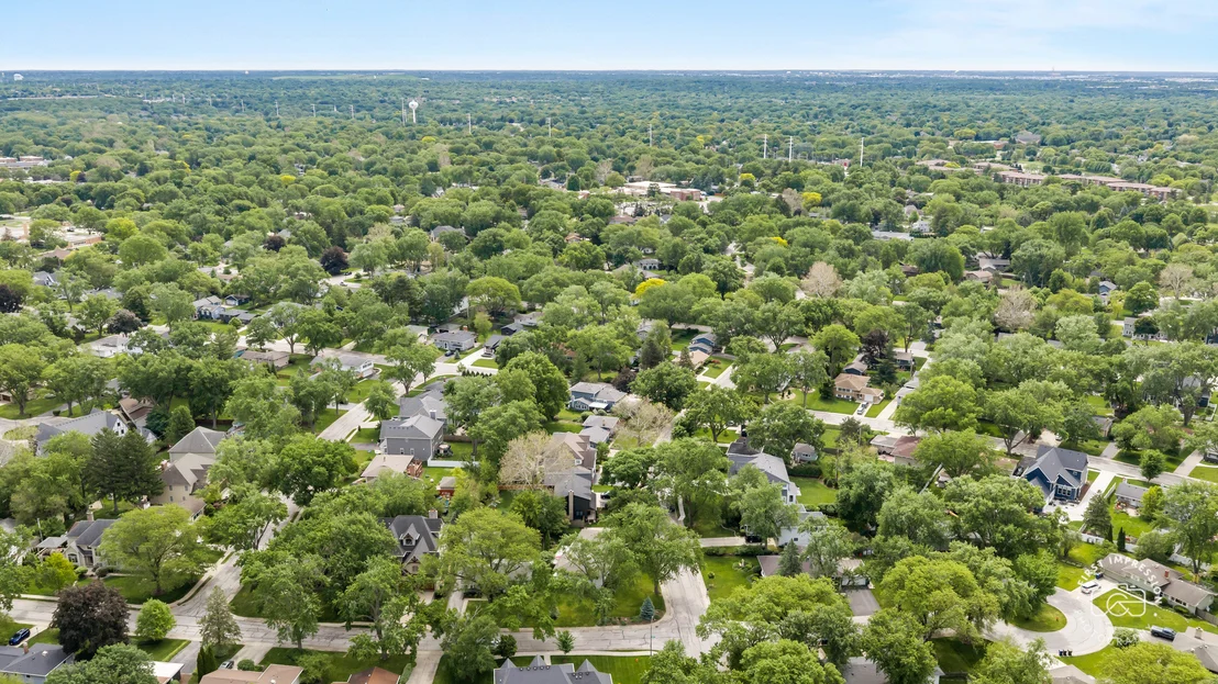Photo of 325 Hemlock Lane