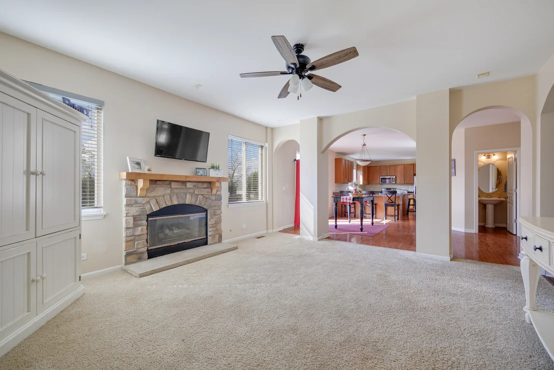 Photo of 1387 Baroque Avenue