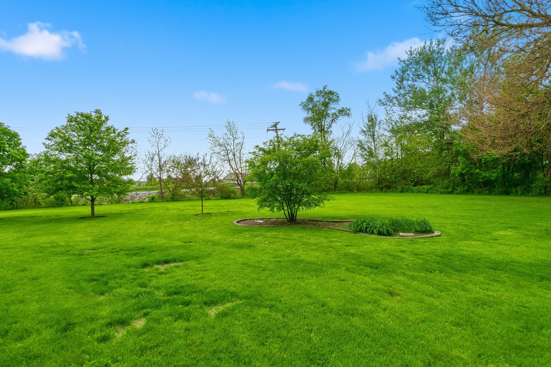 Photo of 1107 VALLEY Lane