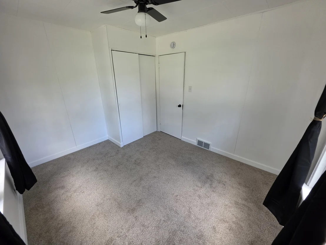 Photo of 907 Retz Drive